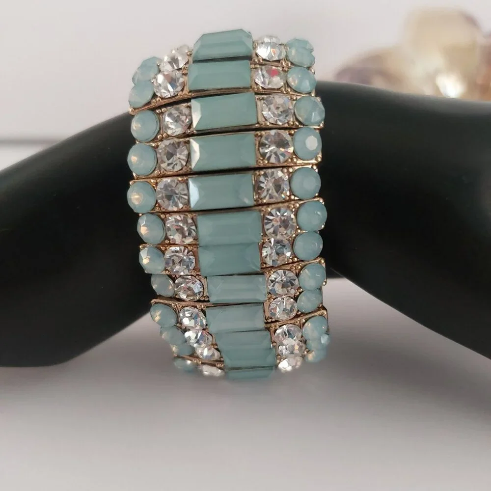 Turquoise Crystal Stretch Bracelet - Brand Unspecified - Picture 2 of 7